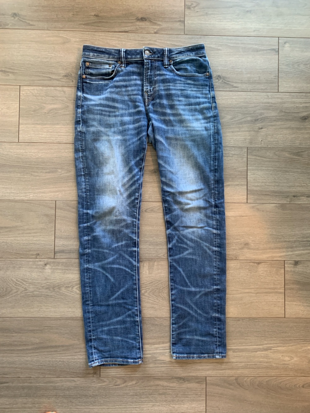 Men’s athletic stretch jeans